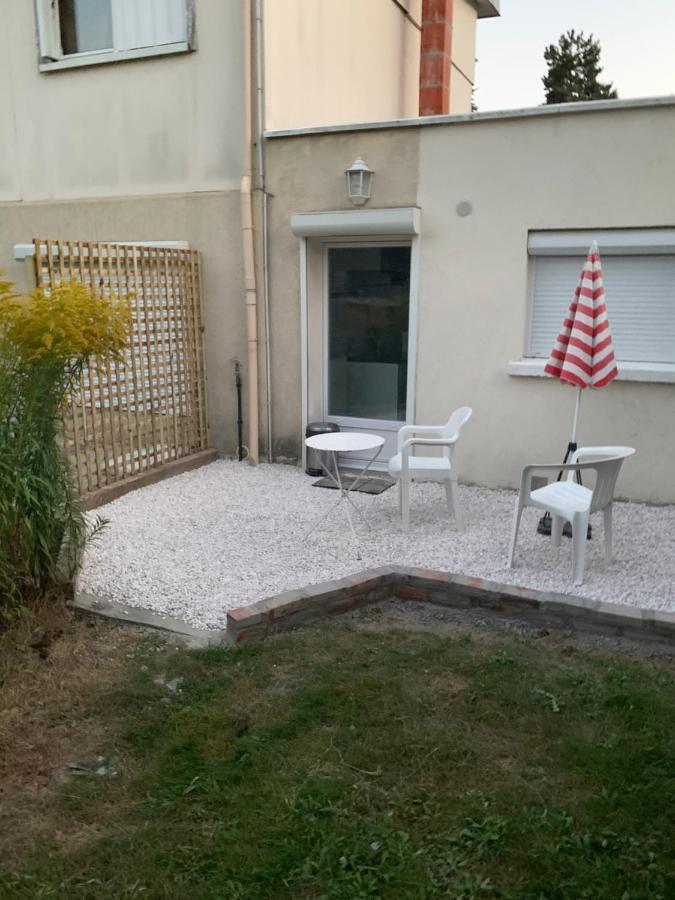 Fond De Jardin