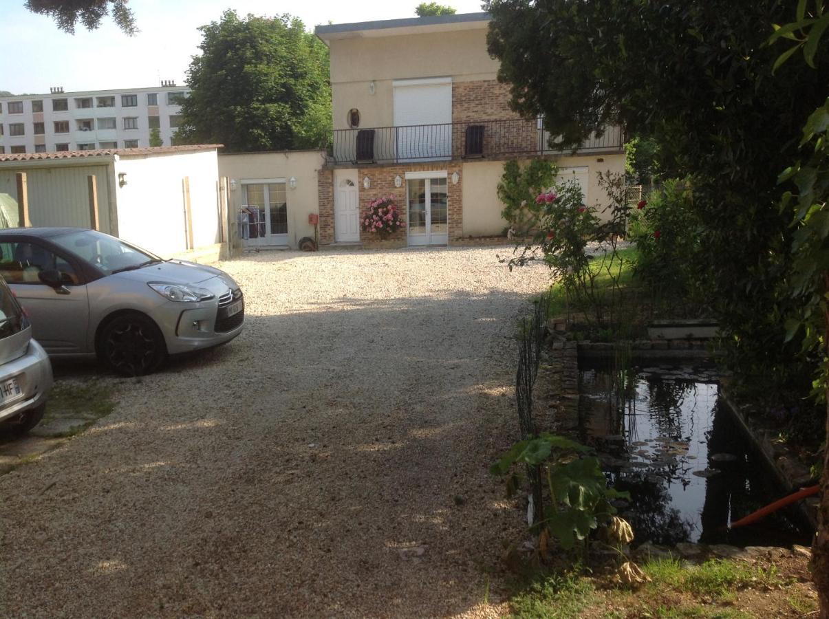 Fond De Jardin * Palaiseau